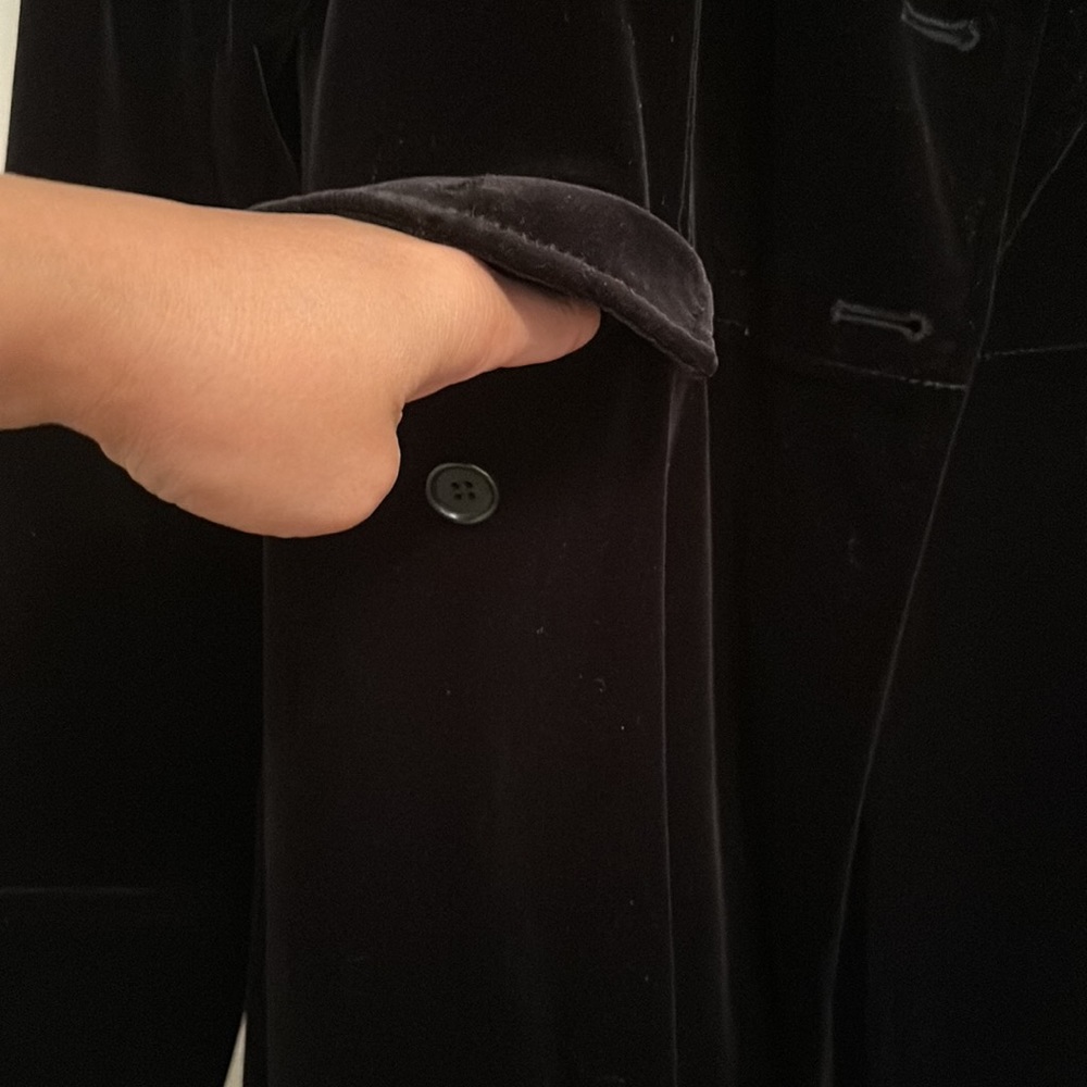 Coat - Picture 5 of 8